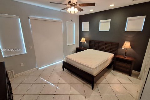 Villa ou maison à louer à Pompano Beach, Floride: 4 chambres, 200.76 m2 № 2009674 - photo 17