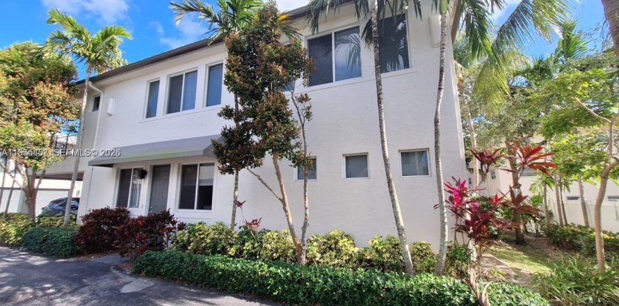 Villa ou maison à Pompano Beach, Floride 4 chambres, 200.76 m2 № 2009674