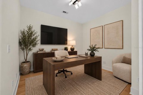 Condo in Saint Petersburg, Florida, 2 bedrooms № 2410014 - photo 21