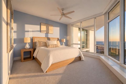 Condo in Saint Petersburg, Florida, 2 bedrooms № 2410014 - photo 26