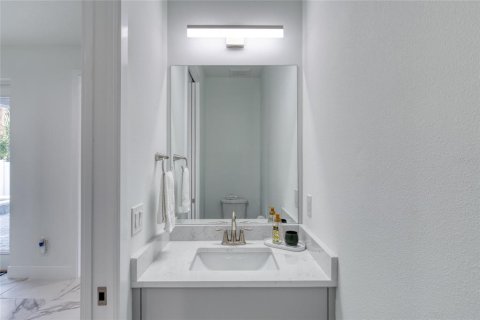 Casa en venta en Daytona Beach, Florida, 4 dormitorios, 266.07 m2 № 2127536 - foto 11