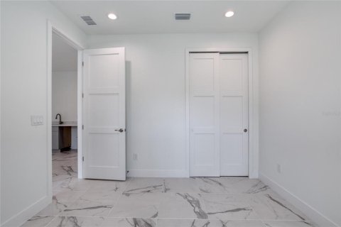 Casa en venta en Daytona Beach, Florida, 4 dormitorios, 266.07 m2 № 2127536 - foto 14