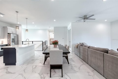Casa en venta en Daytona Beach, Florida, 4 dormitorios, 266.07 m2 № 2127536 - foto 30