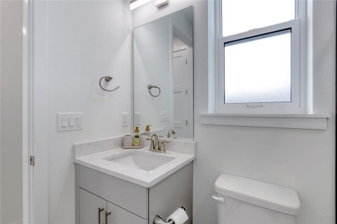 Casa en venta en Daytona Beach, Florida, 4 dormitorios, 266.07 m2 № 2127536 - foto 19