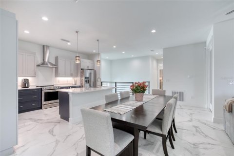 Casa en venta en Daytona Beach, Florida, 4 dormitorios, 266.07 m2 № 2127536 - foto 29