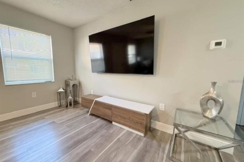 Appartement à louer à Winter Haven, Floride: 2 chambres, 101.26 m2 № 2114121 - photo 9