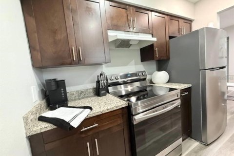 Appartement à louer à Winter Haven, Floride: 2 chambres, 101.26 m2 № 2114121 - photo 3