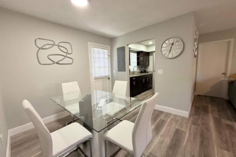 Appartement à louer à Winter Haven, Floride: 2 chambres, 101.26 m2 № 2114121 - photo 6