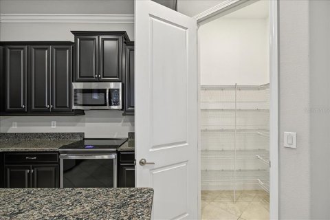 Villa ou maison à vendre à Wesley Chapel, Floride: 5 chambres, 275.36 m2 № 2124491 - photo 21