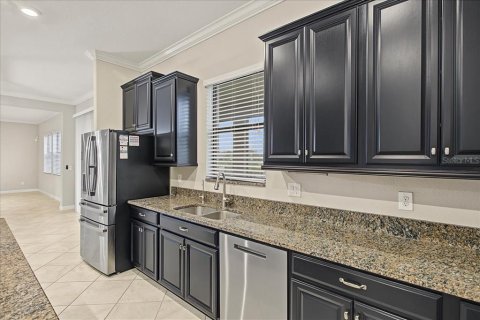 Villa ou maison à vendre à Wesley Chapel, Floride: 5 chambres, 275.36 m2 № 2124491 - photo 19