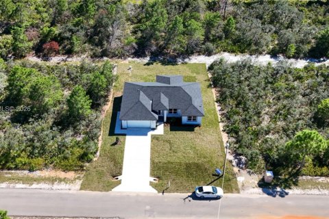 House in Sebring, Florida 3 bedrooms, 138.24 sq.m. № 2086952 - photo 5