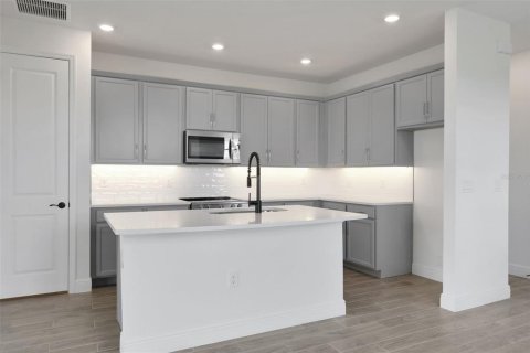 Touwnhouse à vendre à Parrish, Floride: 3 chambres, 133.13 m2 № 1904849 - photo 6
