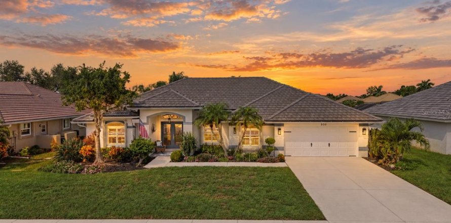 House in Venice, Florida 3 bedrooms, 212.28 sq.m. № 2393448