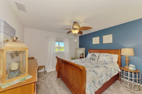 House in Venice, Florida 3 bedrooms, 212.28 sq.m. № 2393448 - photo 27