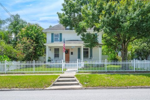 House in Lakeland, Florida 4 bedrooms, 180.69 sq.m. № 1912660 - photo 3