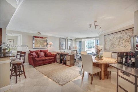 Condominio en Miami Beach, Florida, 2 dormitorios  № 2077051
