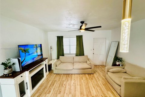 Casa en venta en Fort Lauderdale, Florida, 3 dormitorios, 110.65 m2 № 1798703 - foto 28