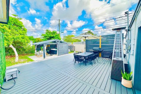 Casa en venta en Fort Lauderdale, Florida, 3 dormitorios, 110.65 m2 № 1798703 - foto 15