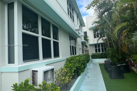 Apartamento en alquiler en Miami Beach, Florida, 17.65 m2 № 1965627 - foto 6