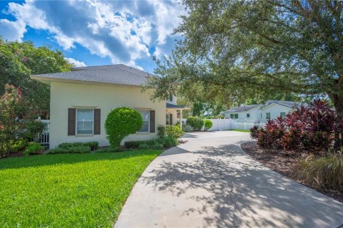 Casa en venta en Lakeland, Florida, 3 dormitorios, 285.86 m2 № 1885301 - foto 4