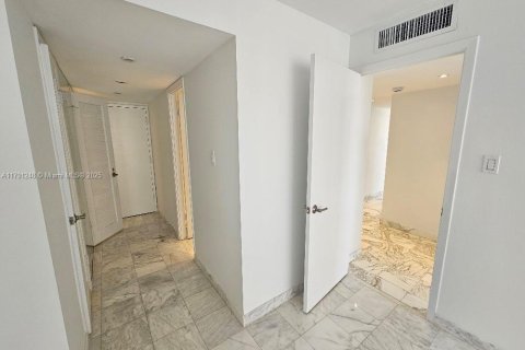 Copropriété à vendre à Aventura, Floride: 2 chambres, 149.11 m2 № 1960723 - photo 17