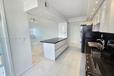 Copropriété à vendre à Aventura, Floride: 2 chambres, 149.11 m2 № 1960723 - photo 3