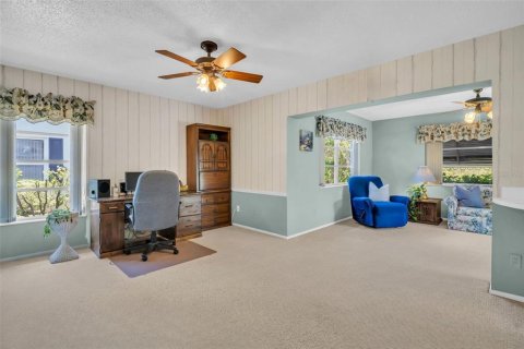House in Palm Harbor, Florida 2 bedrooms, 142.6 sq.m. № 1721089 - photo 15