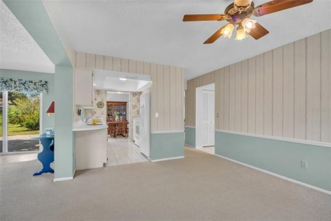 House in Palm Harbor, Florida 2 bedrooms, 142.6 sq.m. № 1721089 - photo 13