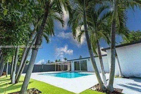 Villa ou maison à louer à Miami, Floride: 3 chambres № 1945179 - photo 5
