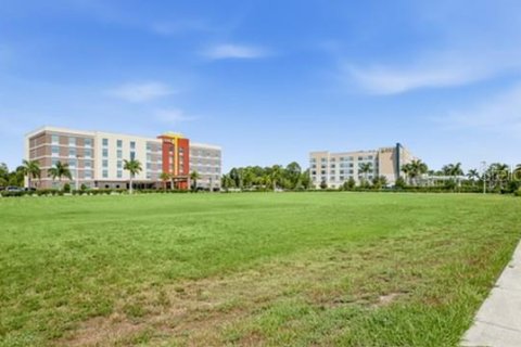 Propiedad comercial en venta en Bradenton, Florida № 2156314 - foto 13