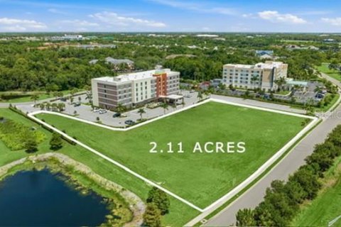 Propiedad comercial en Bradenton, Florida № 2156314
