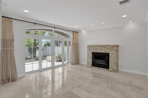 Villa ou maison à vendre à Fort Lauderdale, Floride: 4 chambres, 365.76 m2 № 1728069 - photo 10