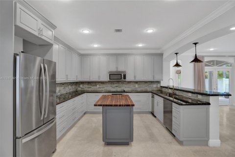 Villa ou maison à vendre à Fort Lauderdale, Floride: 4 chambres, 365.76 m2 № 1728069 - photo 25