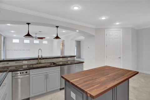 Villa ou maison à vendre à Fort Lauderdale, Floride: 4 chambres, 365.76 m2 № 1728069 - photo 26