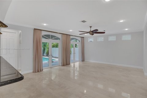 Villa ou maison à vendre à Fort Lauderdale, Floride: 4 chambres, 365.76 m2 № 1728069 - photo 20