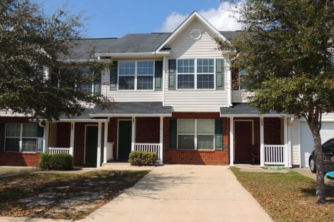 Adosado en alquiler en Crestview, Florida, 3 dormitorios, 145.11 m2 № 562324 - foto 1