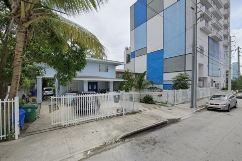 Apartment in Miami, Florida 3 bedrooms, 178.09 sq.m. № 2250724