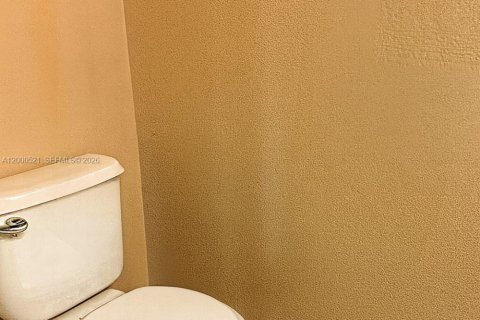 Touwnhouse à vendre à Dania Beach, Floride: 2 chambres, 103.12 m2 № 2066666 - photo 26