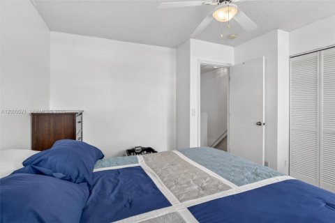 Touwnhouse à vendre à Dania Beach, Floride: 2 chambres, 103.12 m2 № 2066666 - photo 24