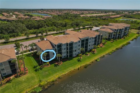 Copropriété à louer à Bradenton, Floride: 2 chambres, 120.49 m2 № 229725 - photo 2