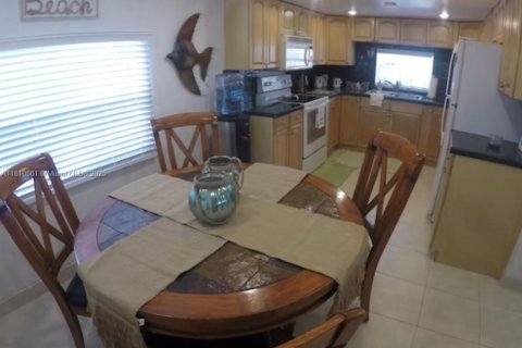 Appartement à louer à Key Largo, Floride: 3 chambres, 87.33 m2 № 1753030 - photo 12