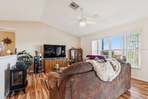 Villa ou maison à vendre à Tarpon Springs, Floride: 3 chambres, 134.06 m2 № 2221671 - photo 15