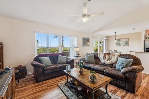Villa ou maison à vendre à Tarpon Springs, Floride: 3 chambres, 134.06 m2 № 2221671 - photo 17