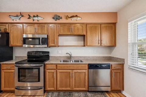 Villa ou maison à vendre à Tarpon Springs, Floride: 3 chambres, 134.06 m2 № 2221671 - photo 8