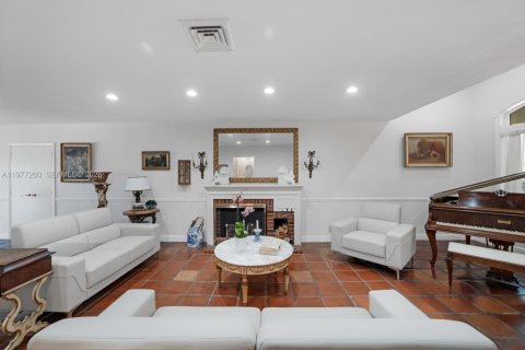 Villa ou maison à vendre à Fort Lauderdale, Floride: 5 chambres, 256.6 m2 № 2041784 - photo 11