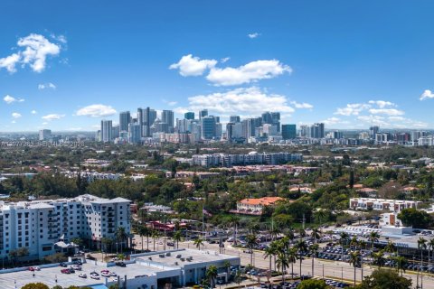 Villa ou maison à vendre à Fort Lauderdale, Floride: 5 chambres, 256.6 m2 № 2041784 - photo 8