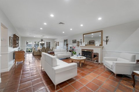 Villa ou maison à vendre à Fort Lauderdale, Floride: 5 chambres, 256.6 m2 № 2041784 - photo 12