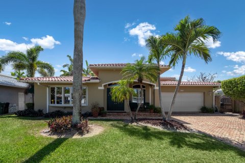 Villa ou maison à vendre à Fort Lauderdale, Floride: 5 chambres, 256.6 m2 № 2041784 - photo 6