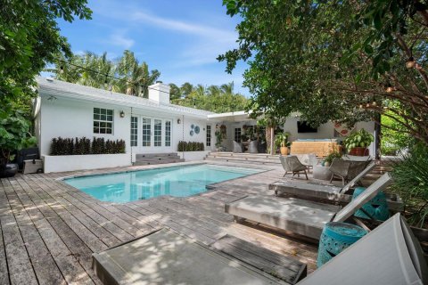 Casa en alquiler en Delray Beach, Florida, 4 dormitorios, 214.05 m2 № 1177415 - foto 1