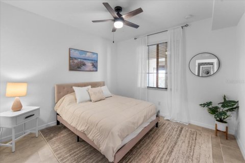 Condo in Bradenton, Florida, 2 bedrooms in LAKEWOOD NATIONAL  № 2106851 - photo 8